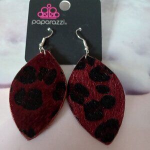 NWT PAPARAZZI RED LEOPARD CHRISTMAS EARRINGS